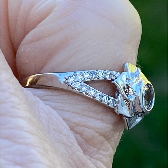 Lotus flower ring Cubic zirconia S925 Silver size 6 brand new - Picture 7 of 13